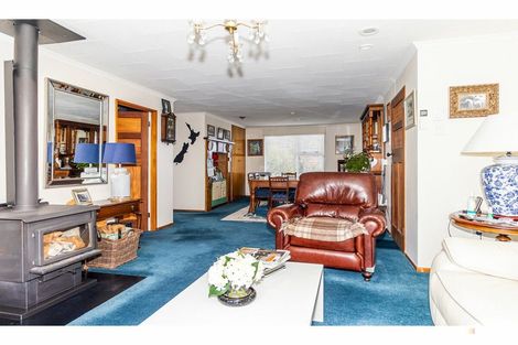 Photo of property in 12 Parsonage Road, Waimate, 7924