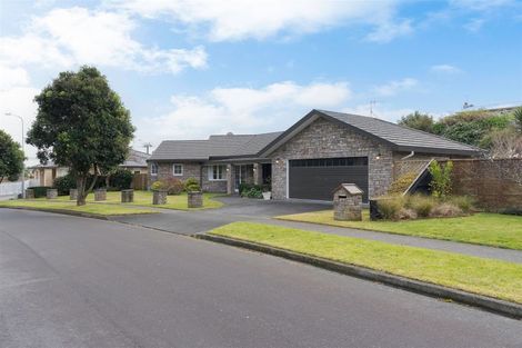 Photo of property in 3 Harry Shaw Way, Raumati South, Paraparaumu, 5032