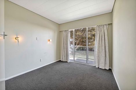 Photo of property in 3/341 Devon Street West, New Plymouth, 4310