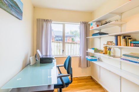 Photo of property in 6 Rifleman Lane, Paraparaumu Beach, Paraparaumu, 5032