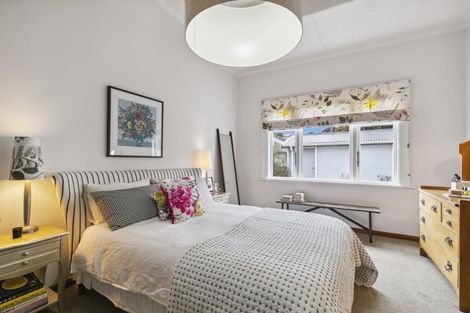 Photo of property in 2 Chatham Street, Berhampore, Wellington, 6023