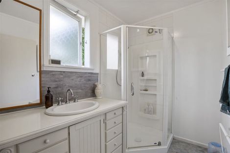 Photo of property in 23 Willerton Avenue, New Lynn, Auckland, 0600