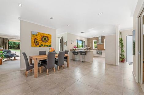 Photo of property in 174 Mapara Road, Acacia Bay, Taupo, 3385