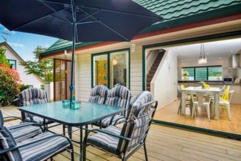 Photo of property in 24 Brookvale Park, Stanmore Bay, Whangaparaoa, 0932