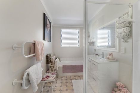 Photo of property in 28 Allport Place, Stoke, Nelson, 7011