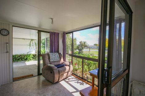 Photo of property in 43 Jellicoe Road, Ruawai, 0530