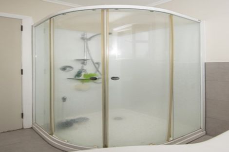 Photo of property in 10a Somerset Grove, Parkvale, Tauranga, 3112