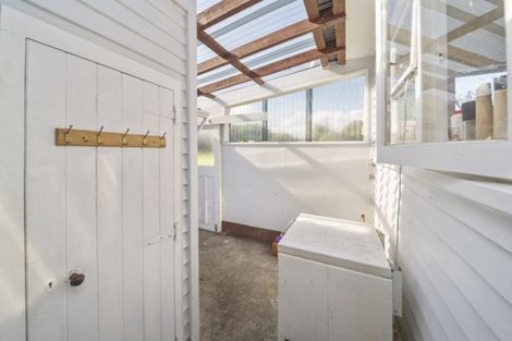 Photo of property in 17 Cornwall Street, Patea, 4520