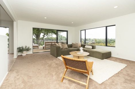 Photo of property in 94 Beerescourt Road, Beerescourt, Hamilton, 3200