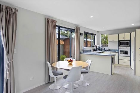 Photo of property in 40a Sawyers Arms Road, Northcote, Christchurch, 8052