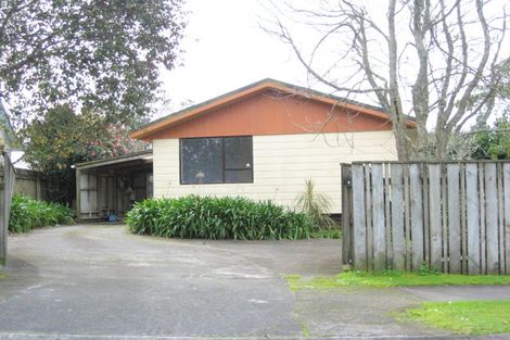 Photo of property in 22 Kowhai Street, Inglewood, 4330