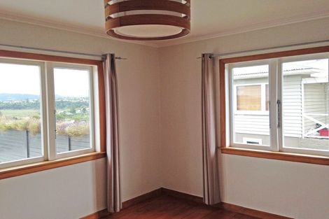 Photo of property in 6 Handforth Street, Onerahi, Whangarei, 0110