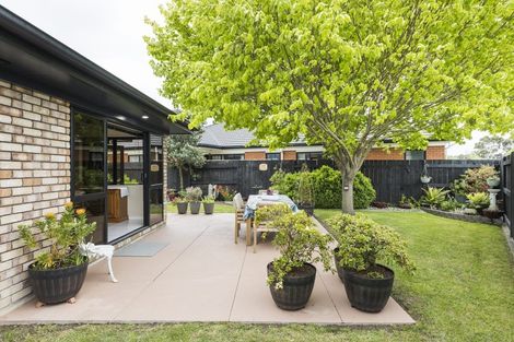 Photo of property in 2 Henley Court, Highbury, Palmerston North, 4412