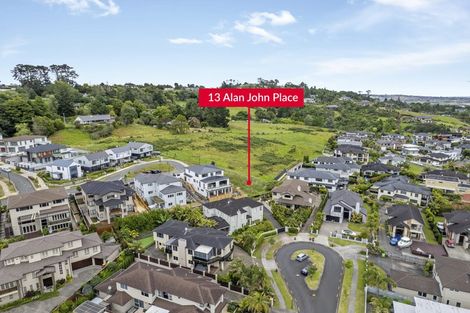 Photo of property in 13 Alan John Place, East Tamaki Heights, Auckland, 2016