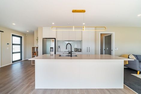 Photo of property in 74e Seddon Street, Wallaceville, Upper Hutt, 5018