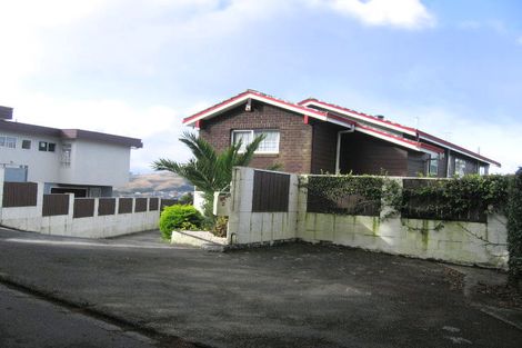 Photo of property in 6 Tree Top Lane, Paparangi, Wellington, 6037