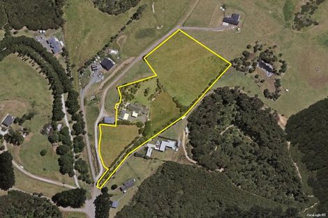 Photo of property in 154 Te Kanae Road, South Head, Helensville, 0874