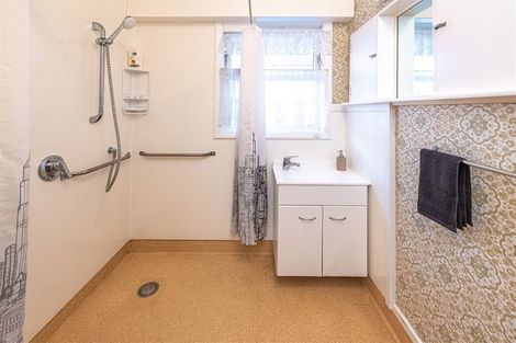 Photo of property in 3 Cumbrae Place, Aramoho, Whanganui, 4500