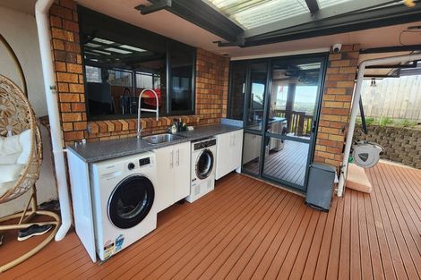 Photo of property in 9 Lizzie Lane, Clover Park, Auckland, 2019