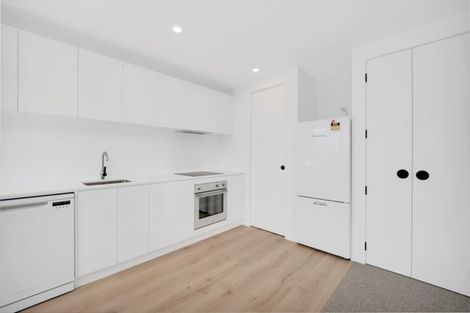 Photo of property in 11 Otira Place, Awapuni, Palmerston North, 4412