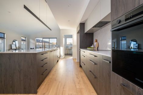 Photo of property in 32 Withers Crescent, Halswell, Christchurch, 8025