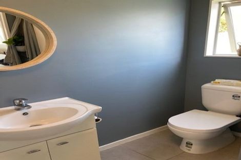 Photo of property in 44 Rotten Row, Waikuku Beach, 7473