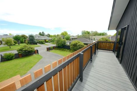 Photo of property in 4 Kingham Place Avonhead Christchurch City