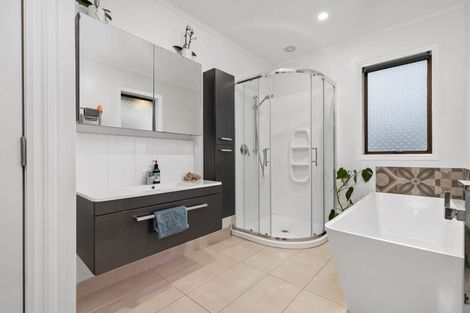 Photo of property in 15 Mareretu Avenue, Patumahoe, Pukekohe, 2679