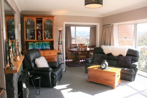 Photo of property in 10 Kinmont Crescent, Kinmont Park, Mosgiel, 9024