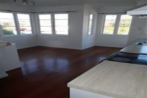 Photo of property in 3 Elder Place, Massey, Auckland, 0614