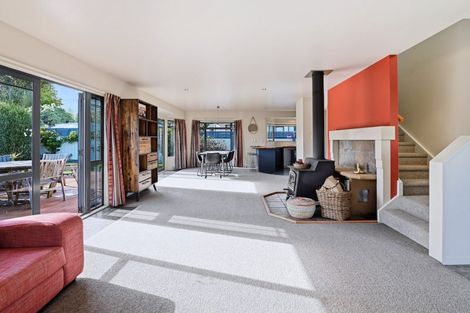 Photo of property in 137 Kenrigg Road West, Kinloch, Taupo, 3377