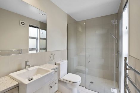 Photo of property in 72 Wai-iti Terrace, Bryndwr, Christchurch, 8052