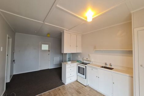 Photo of property in 60 Seafront Road, Castlecliff, Whanganui, 4501