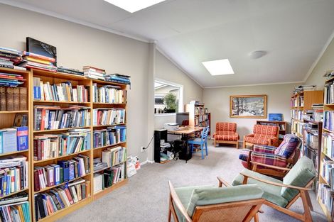 Photo of property in 11 Hoylake Street, Outram, 9019