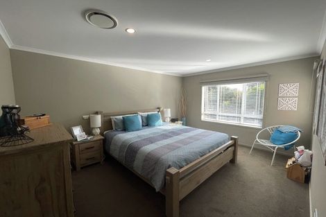 Photo of property in 6 Horizon View Road, Oteha, Auckland, 0632