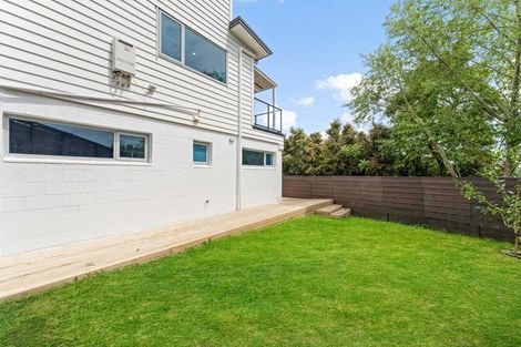 Photo of property in 2 Dhaka Lane, Ranui, Auckland, 0612