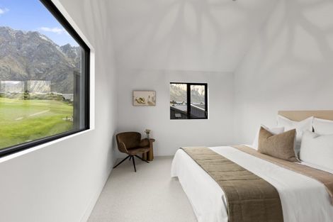 Photo of property in 98 Jacks Point Rise, Jacks Point, Queenstown, 9371