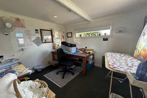 Photo of property in 59 Patu-kukupa Street, Manaia, 4612