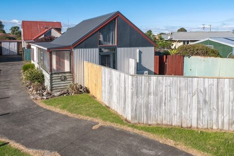 Photo of property in 180a Cornfoot Street, Castlecliff, Whanganui, 4501