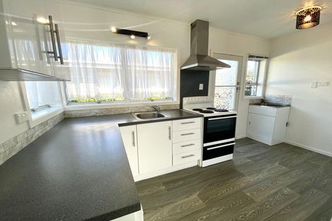 Photo of property in 1/12 Crisp Avenue, Pukekohe, 2120