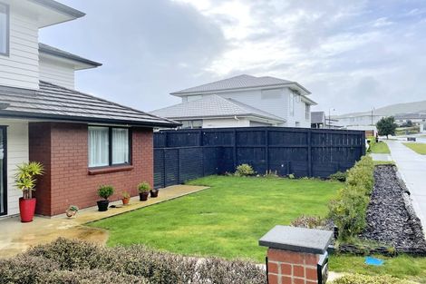 Photo of property in 29 Margaret Shields Avenue, Aotea, Porirua, 5024