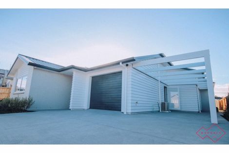 Photo of property in 31 Nellie Drive, Kumeu, 0810