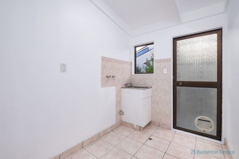 Photo of property in 25 Barberton Terrace, Red Hill, Papakura, 2110