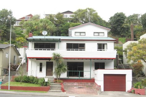 Photo of property in 63 Faraday Street, Hospital Hill, Napier, 4110