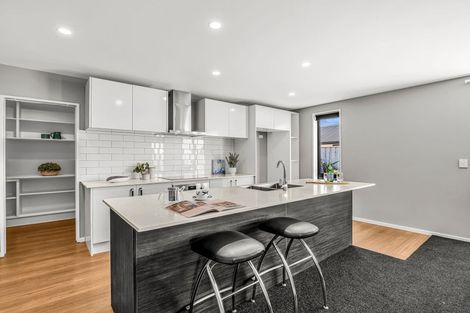 Photo of property in 32 Chris Drive, Rolleston, 7614