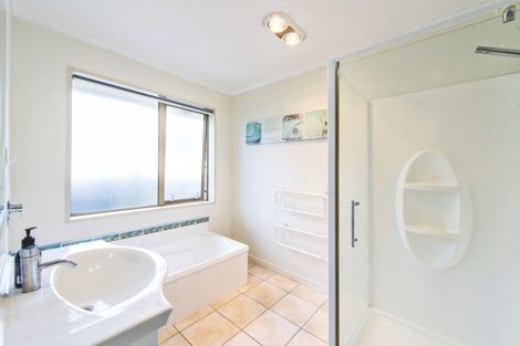 Photo of property in 6 Stanwood Grove, Darfield, 7510