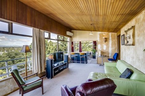 Photo of property in 32 May Avenue, Hospital Hill, Napier, 4110