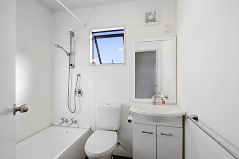 Photo of property in 12 Lavender Close, Spotswood, New Plymouth, 4310