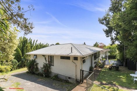 Photo of property in 56a Fairmount Road, Titirangi, Auckland, 0604