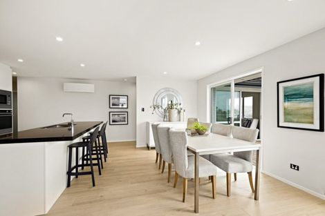 Photo of property in 20 Waititiro Rise, Stanmore Bay, Whangaparaoa, 0932